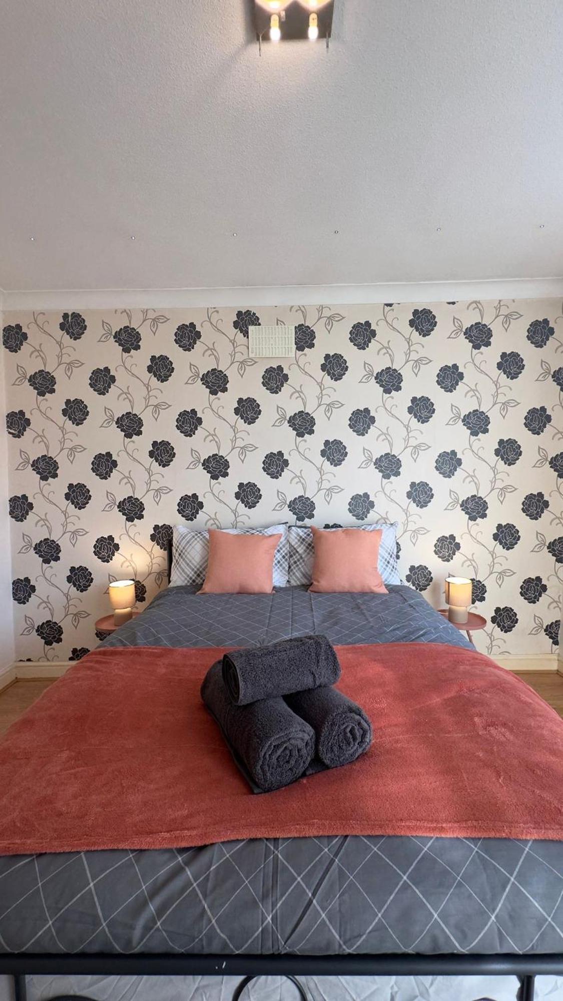 25 Minutes To Central London Rooms 35 Exterior photo